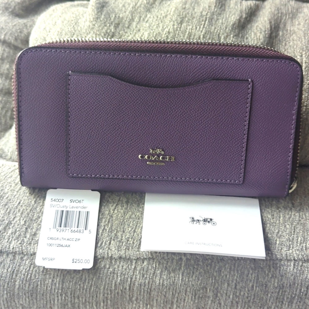 Coach wallet Leather  color purple